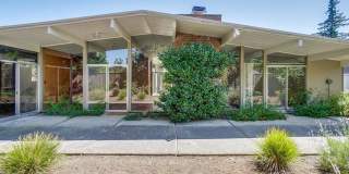 Wonderful Atrium Eichler in the Heart of Greenmeadow Gallery 21