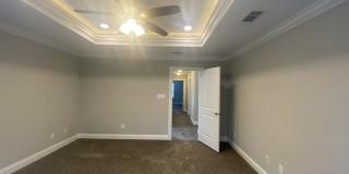 8461 Laredo Street Gallery 32