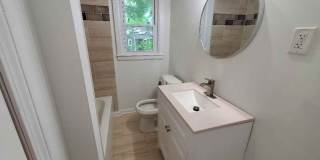 Room in 4 Bedroom Home at Morris Brown Dr SW Gallery 9