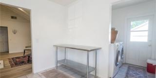 4332 Sunnyslope Avenue Gallery 8