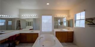 359 Hoskins Court Gallery 44