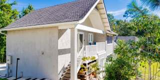 Furnished Studio Apartment near UWF Gallery 1