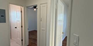 Toluca Lake Ave Gallery 8