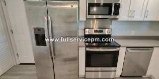 Exceptional 3 BD 2 BA home! Garage! Private Balcony! Gallery 13