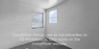 380 Sterling St Gallery 11