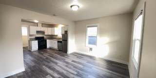 Cozy Remodeled 3-bedroom 2 bath Home - Close to State Capitol - On BUS LINE Gallery 1