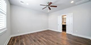 223 CLAREMONT AVE Gallery 25