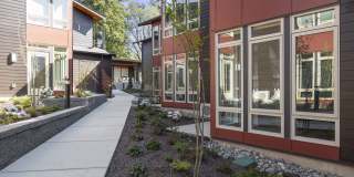 Oliver Bainbridge Island Gallery 18