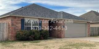 Spacious 3-Bedroom Springdale Home with Fenced Yard Gallery 3