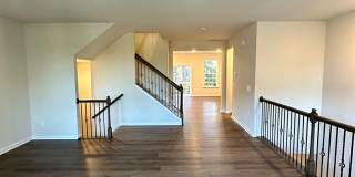 Elegant Townhome located in Ballantyne! Gallery 15