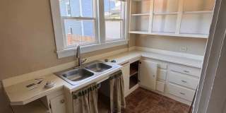 Bremerton Two Bedroom House for rent! Fully Fenced Yard, Available 06/10! Gallery 5