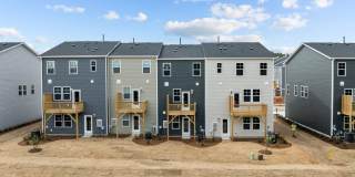 Gorgeous New Construction! Updated Kitchen, SS Appliances, Open Floorplan, Garage, Pet Friendly! Gallery 32