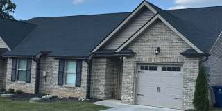 Knoxville 37912 - 2 bedroom 2 bath condo - call Chad Weeks 865-567-6193 Gallery 1