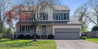 Spacious 4-Bedroom Home with Sunroom! Spacious 4-Bedroom Home with Sunroom! Gallery 1