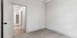 1041 Whistler Street Gallery 22