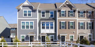 24 SIDNEY Lane Gallery 1