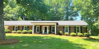~~ Spectacular Updated Ranch Home ~~ Gallery 1