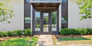 SPRINGHILL OAKS CONDOMINIUMS Gallery 1