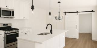 The Emerson at Commonwealth Gallery 33