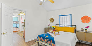 322 W Huisache Ave Gallery 1