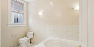 14 SEATON Place NW Gallery 17