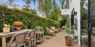 2065 Watsonia Ter Gallery 25