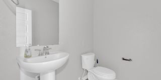 12260 Desert Wolf Avenue Gallery 17