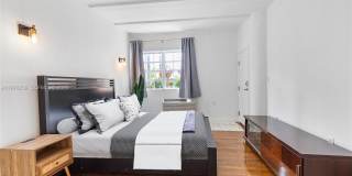 439 15th St Gallery 3