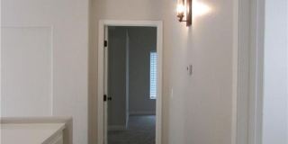 Beautiful 3 Bedroom/2.5 Baths in Summerlin Gallery 23