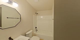 University Manor - Newly Renovated Units just a short walk from Campus! Gallery 101