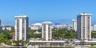 1915 Brickell Ave Gallery 49