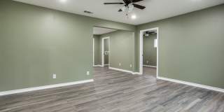 Beautifully Remodeled 3-1 in Sherman! Fridge, Washer and Dryer Included! Gallery 4