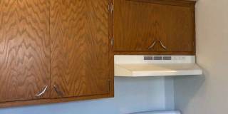 917-919 Meadowview Drive - 919 Gallery 9