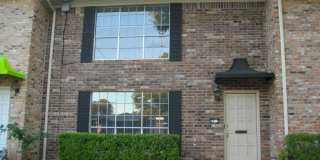 Large Townhouse One Block off Youree Drive and Southfield Road Gallery 1