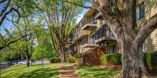 Nob Hill Apartments Gallery 77