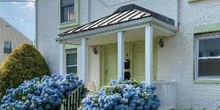 3 Cedar Avenue unit: Upstairs Gallery 1