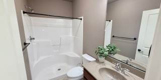 2717 &amp; 2721 London Dr Gallery 20