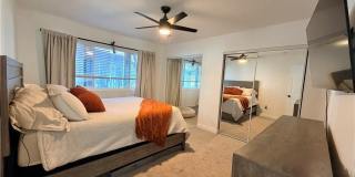 812 E Washington Gallery 6