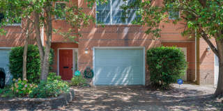 Beautifully maintained 3-bedroom, 2.5-bathroom townhome offering comfortable living in the convenient Meadowbrook neighborhood of Norfolk! Beautifully maintained 3-bedroom, 2.5-bathroom townhome offering comfortable living in the convenient Meadowbrook neighborhood of Norfolk! Gallery 1
