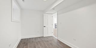 3934 N Sawyer Avenue Gallery 16
