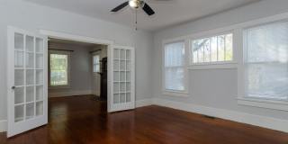914 Bonham Avenue Gallery 7