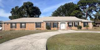 301 Nesbitt Street NE Gallery 1