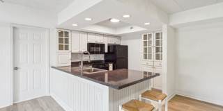 Charming 2BR Condo in East Norriton Gallery 1