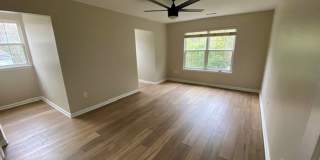 Beautiful Brick front Colonial Gallery 9