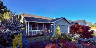 Charming 3 bed + bonus, 2 bath rambler - Monroe Gallery 1