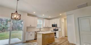 Charming 3BR House in Shelby Gallery 5