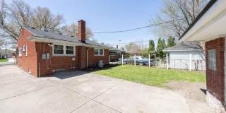 19637 Country Club Drive Gallery 28