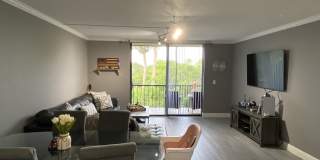 5160 Las Verdes Circle Gallery 11