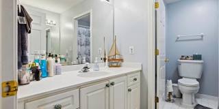 4565 Windsor Park Place Gallery 29