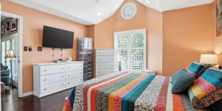 Charming 2BR Condo in Raleigh Gallery 25